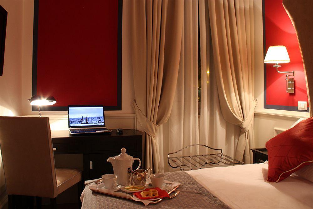 Hotel Bologna ***S Верона Экстерьер фото
